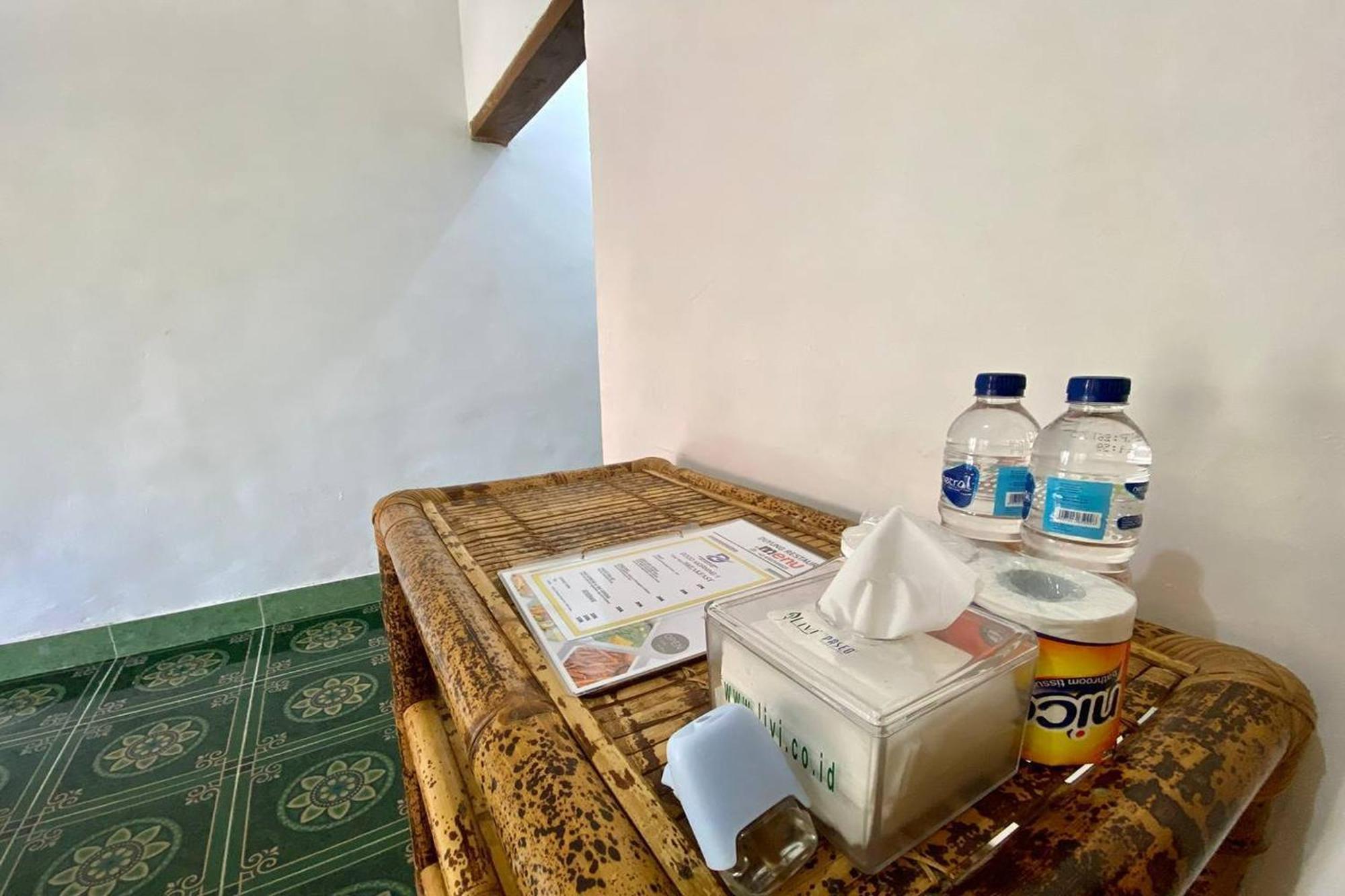 Duyung Rooms & Resto Gerupuk Bumbang Eksteriør bilde