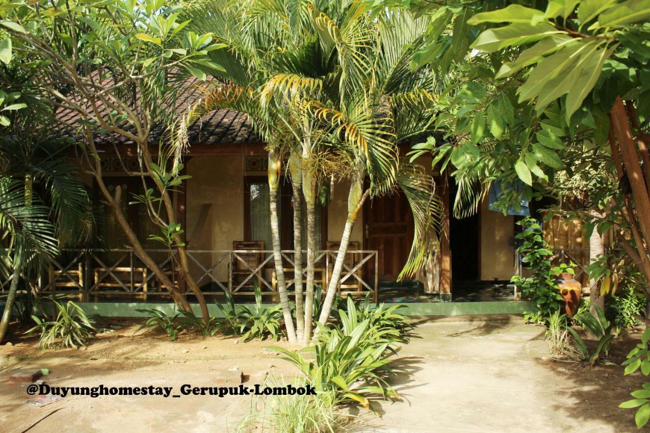 Duyung Rooms & Resto Gerupuk Bumbang Eksteriør bilde