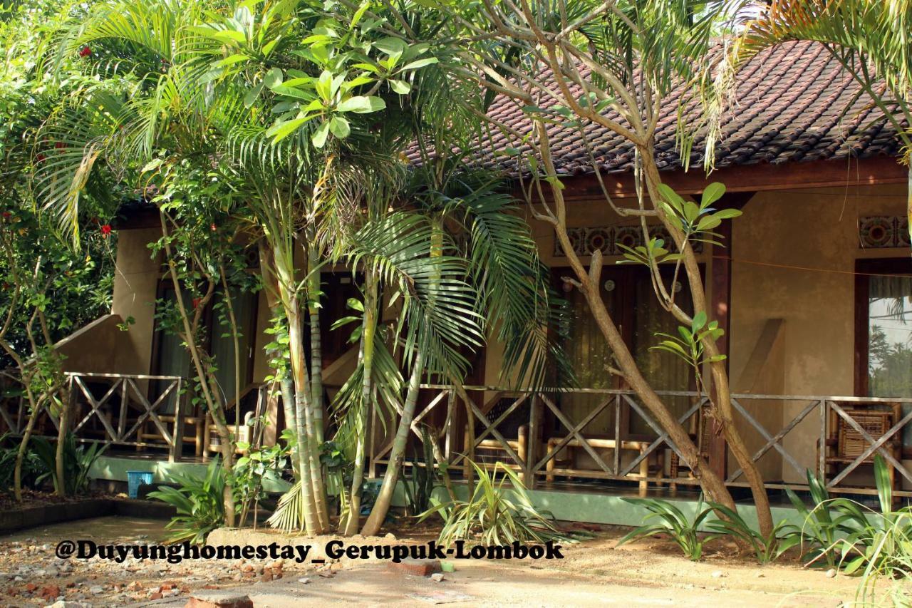 Duyung Rooms & Resto Gerupuk Bumbang Eksteriør bilde