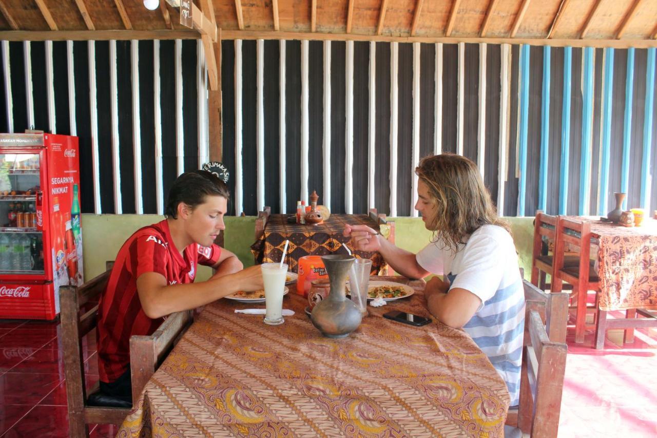 Duyung Rooms & Resto Gerupuk Bumbang Eksteriør bilde